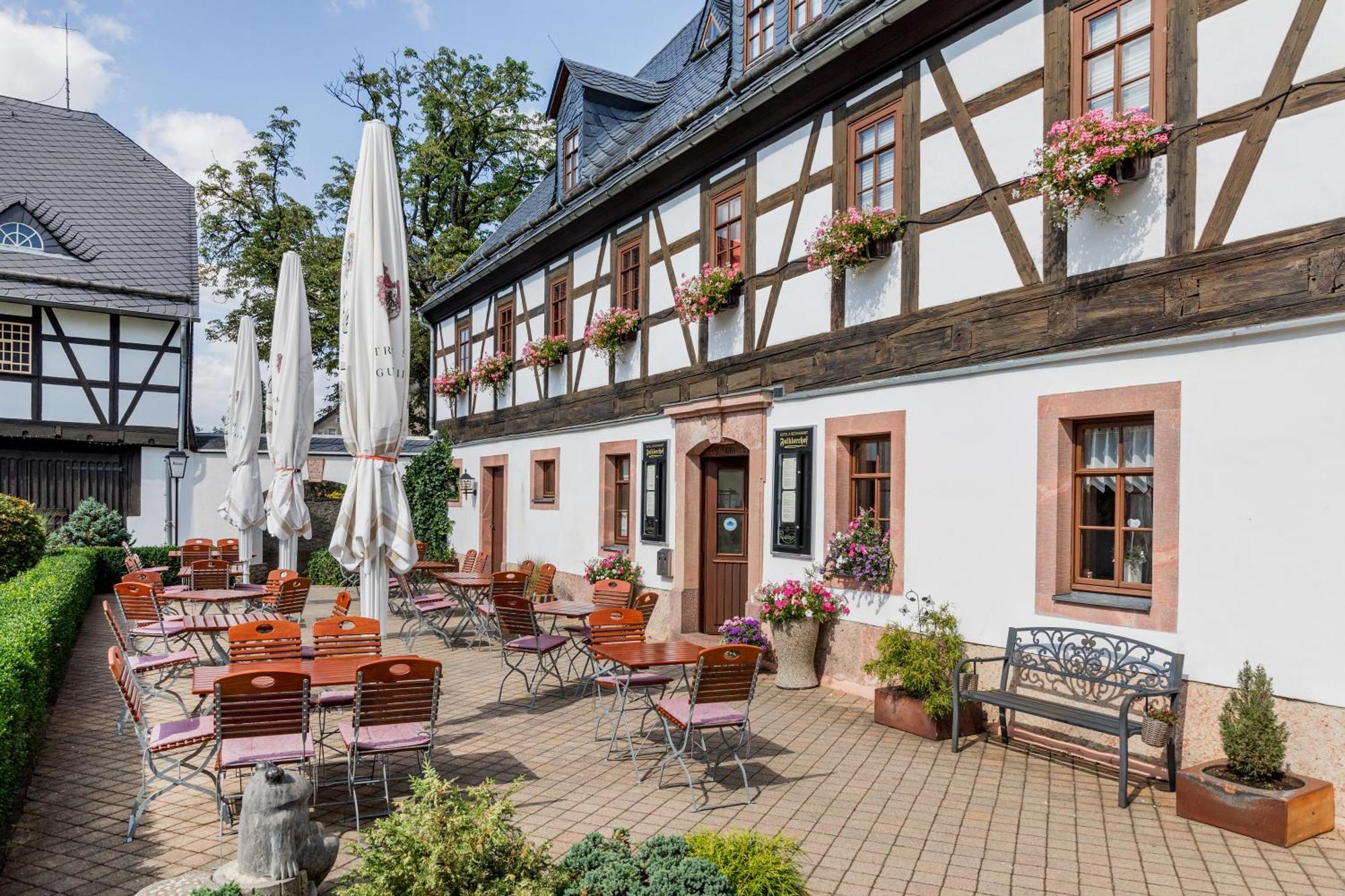 Hotel Folklorehof Chemnitz Esterno foto